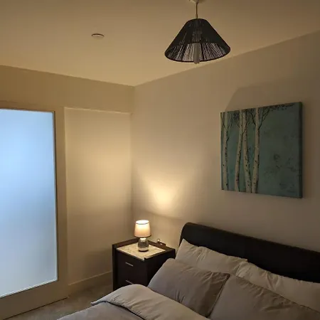 Apartment Beautiful 1 Bed In By Yorksha *