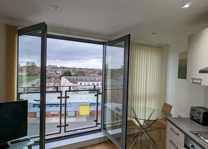 Beautiful 1 Bed In By Yorksha